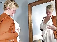 Horny gospodinja nizozemski igra s svojo igračo